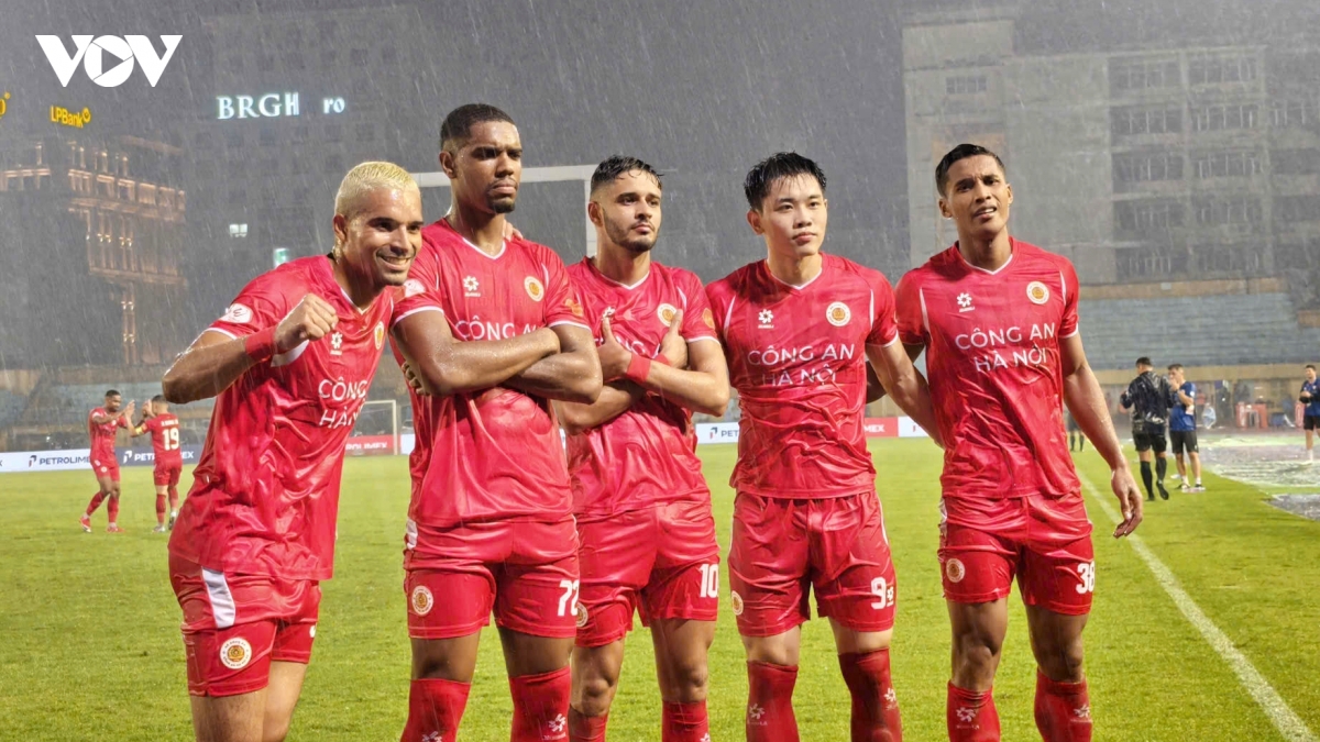 Sau vòng 23 V-League 2025/2026: CAHN vô địch sớm trước 3 vòng đấu